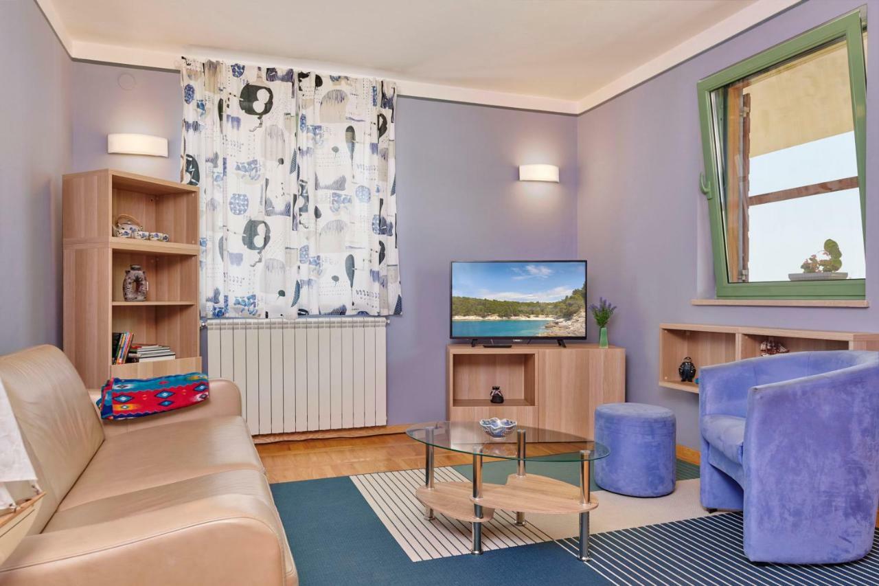 Villa Giardina Apartments Vinkuran Extérieur photo