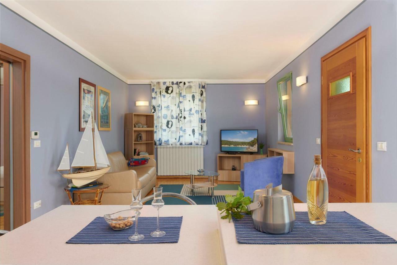 Villa Giardina Apartments Vinkuran Extérieur photo