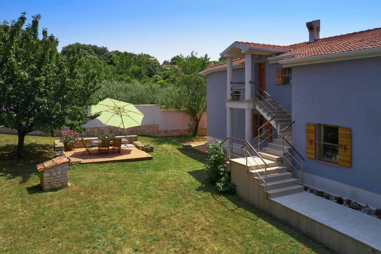 Villa Giardina Apartments Vinkuran Extérieur photo