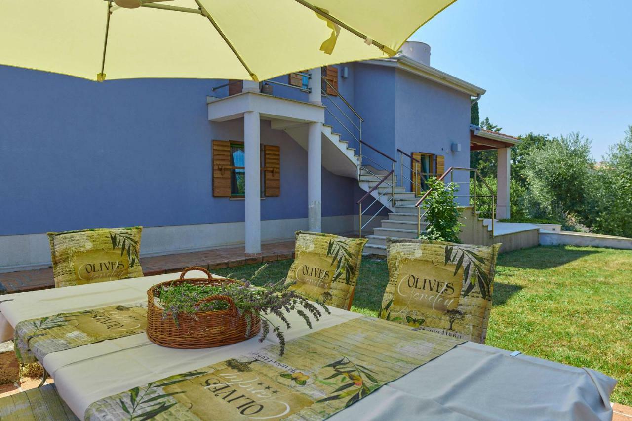 Villa Giardina Apartments Vinkuran Extérieur photo