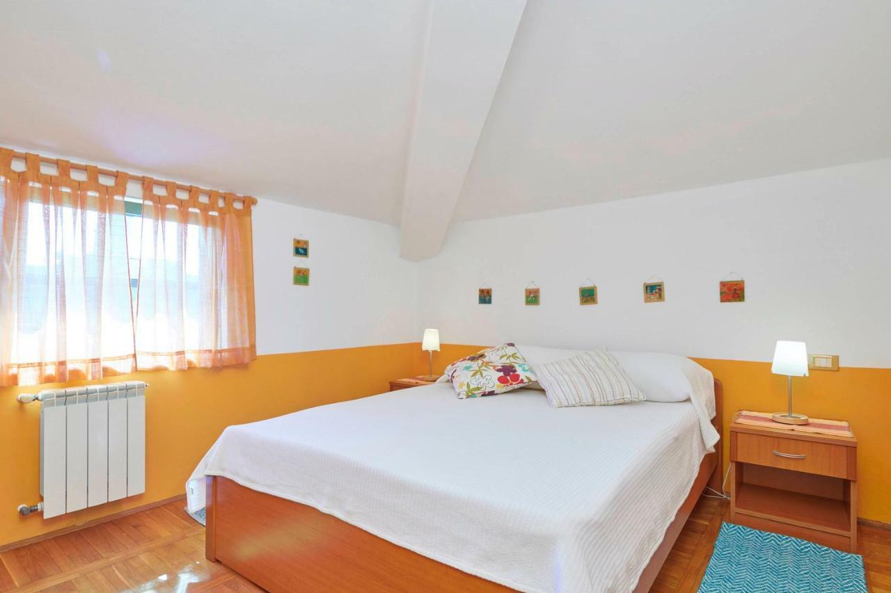Villa Giardina Apartments Vinkuran Extérieur photo