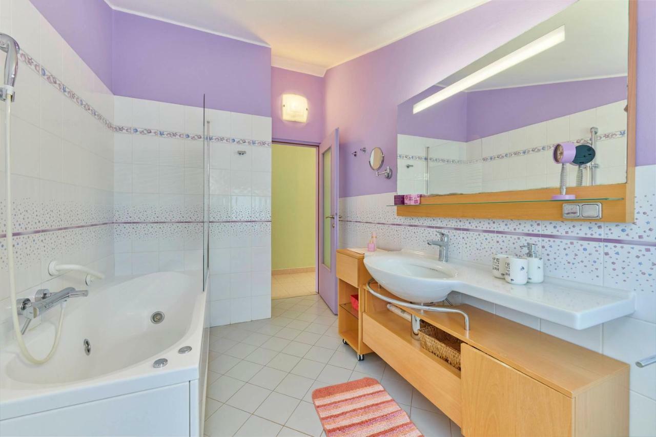 Villa Giardina Apartments Vinkuran Extérieur photo