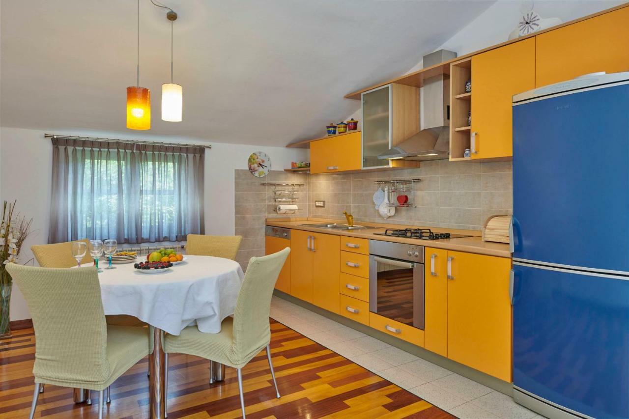 Villa Giardina Apartments Vinkuran Extérieur photo