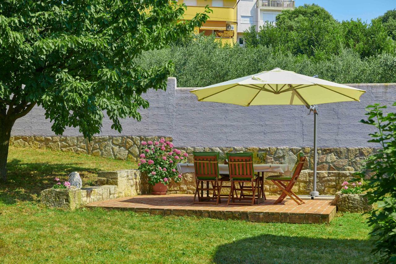 Villa Giardina Apartments Vinkuran Extérieur photo